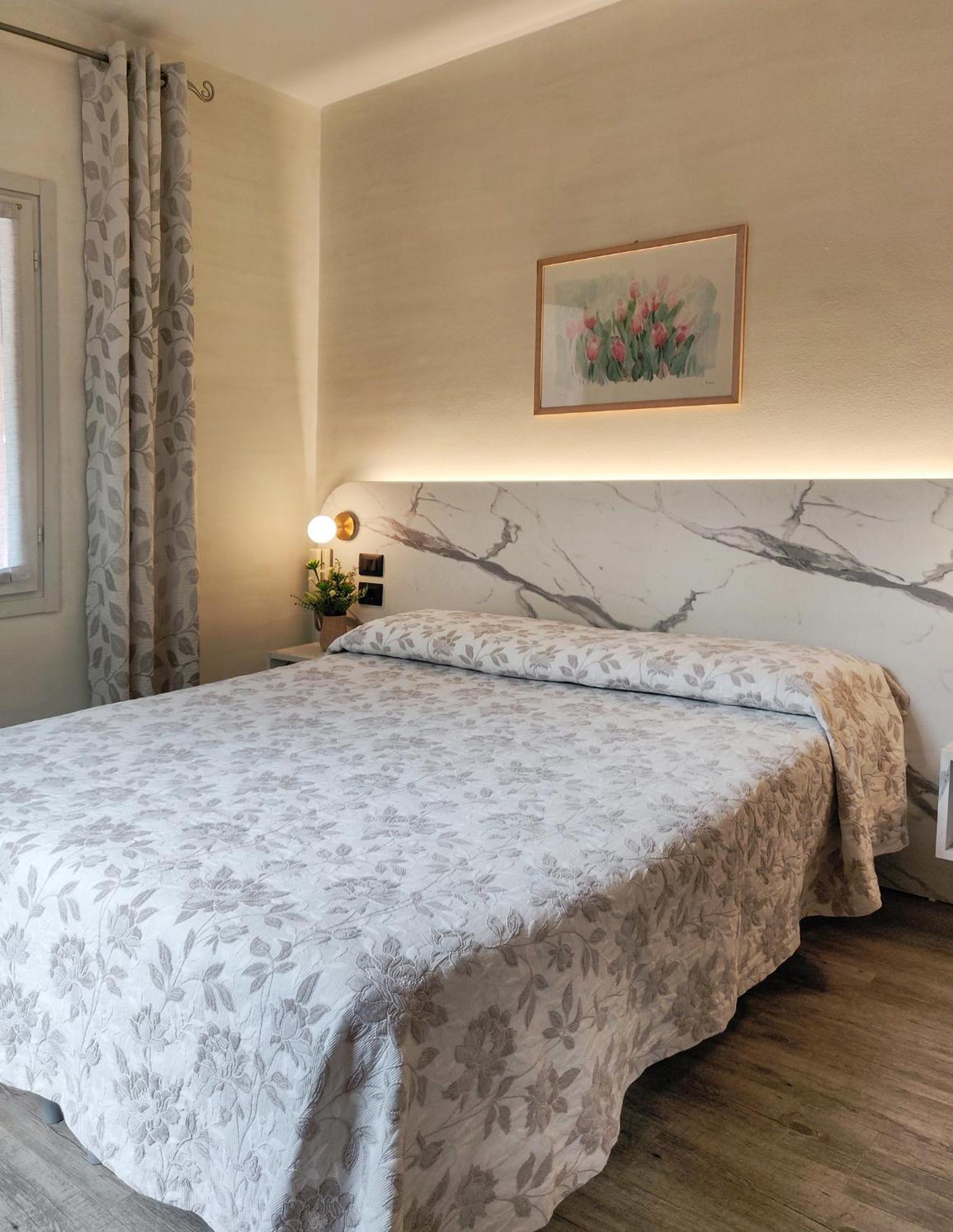 Hotel Castello S. Antonio Лацизе Екстериор снимка